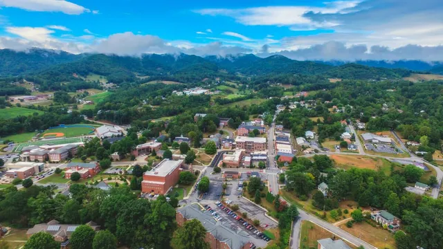 things to do in mars hill nc